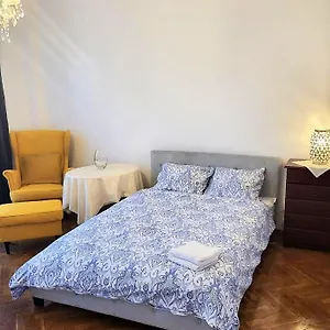 Koszykowa Near Central Station Отель типа 